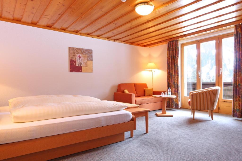Bernerhof Swiss Quality Hotel Kandersteg Værelse billede